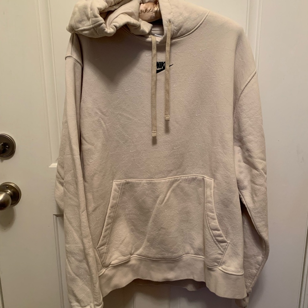 Nike XL sweatshirt, cream with white Nike logo. Rarely worn.